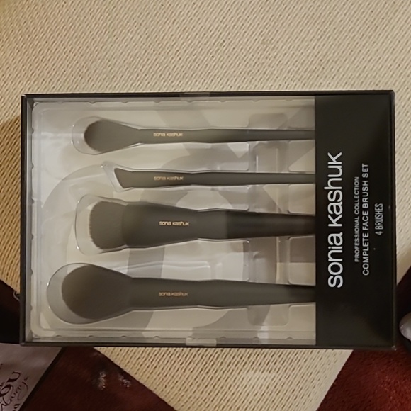Sonia Kashuk Other - Brand New Brush Set